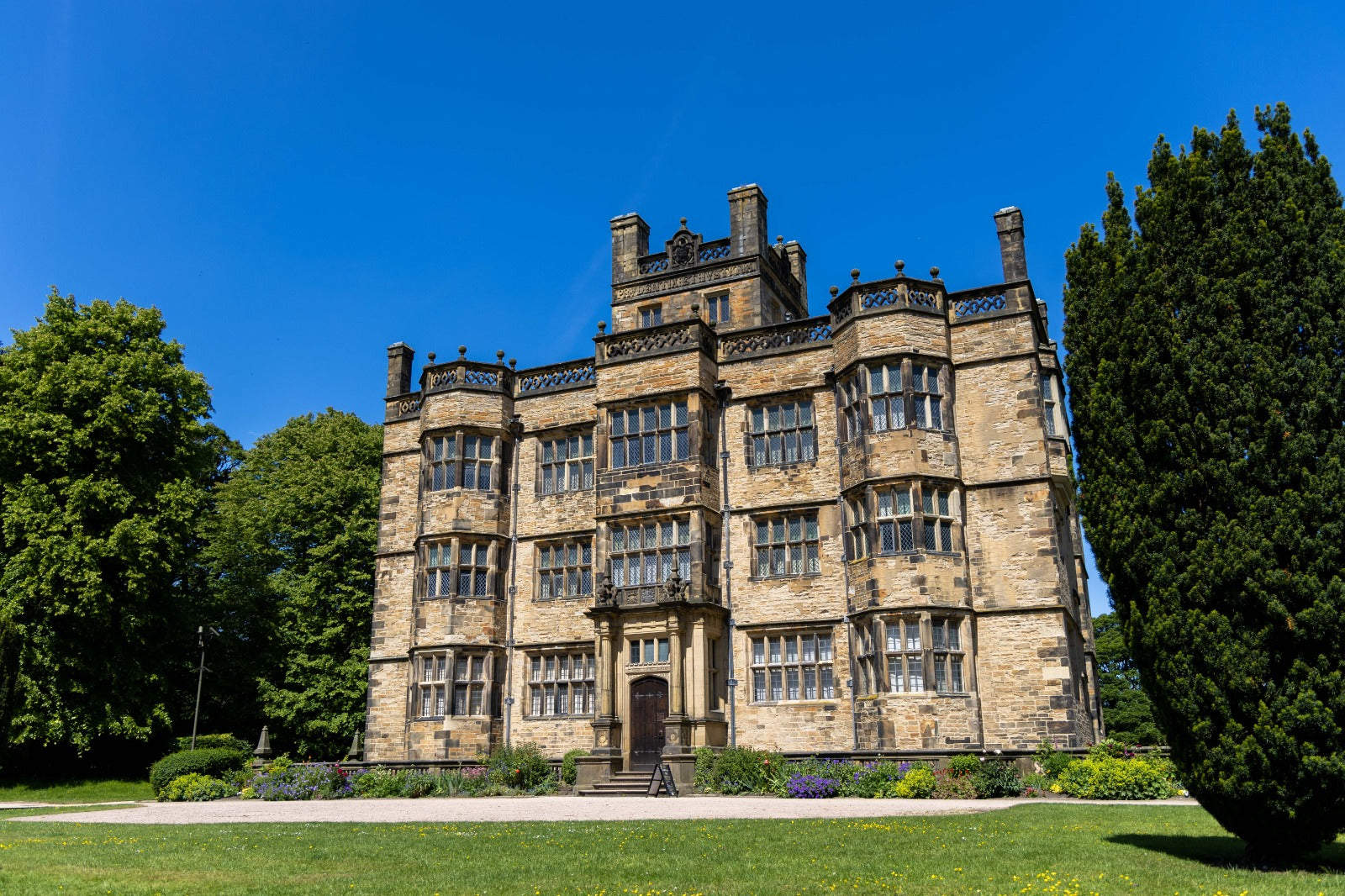 Gawthorpe Hall Collection – The Crewel Work Company